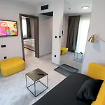 ホテル ミレニイ 4*