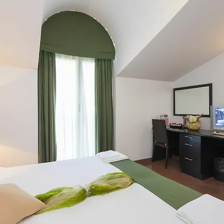 Milenij Hotel Makarska