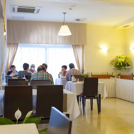 Milenij Hotel 4*
