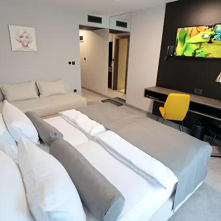 Milenij Szálloda Makarska